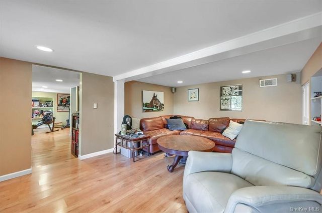 9 Echo Lane, Newburgh, NY 12550
