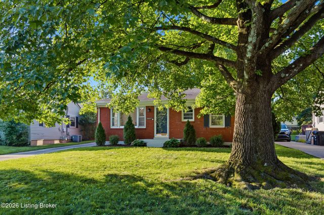 2110 Lancashire Ave, Louisville, KY 40205