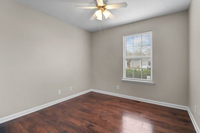 3809 Man O War Blvd, Clarksville, TN 37042