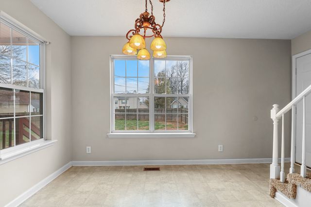 3809 Man O War Blvd, Clarksville, TN 37042