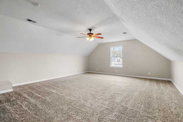 3809 Man O War Blvd, Clarksville, TN 37042