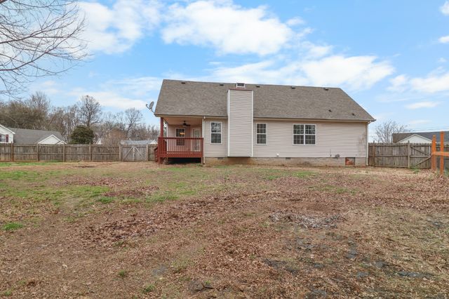 3809 Man O War Blvd, Clarksville, TN 37042