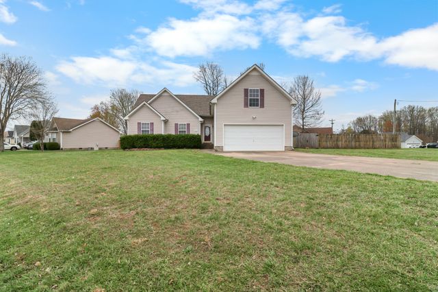 3809 Man O War Blvd, Clarksville, TN 37042