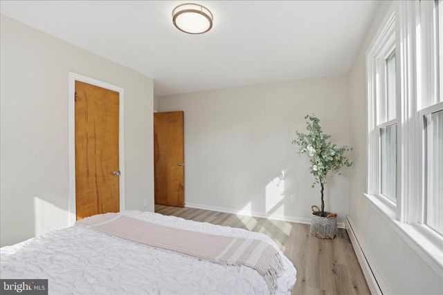 216 N PITT ST, Manheim, PA 17545