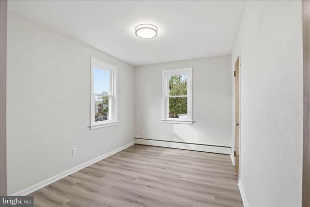 216 N PITT ST, Manheim, PA 17545