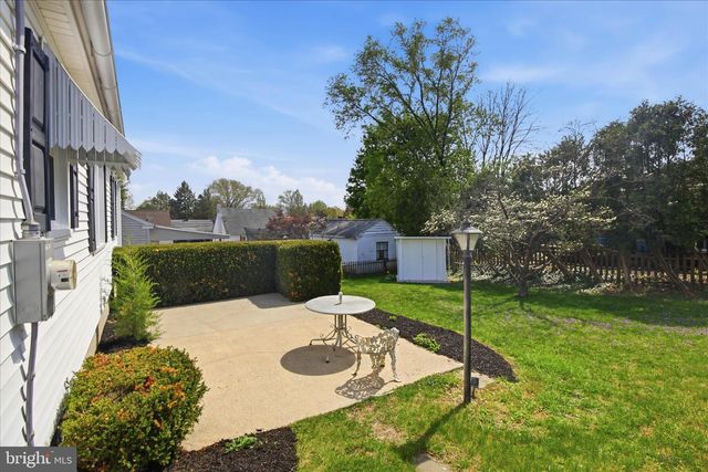 216 N PITT ST, Manheim, PA 17545