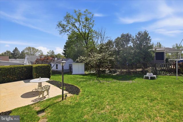 216 N PITT ST, Manheim, PA 17545
