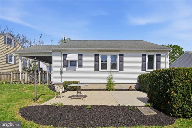 216 N PITT ST, Manheim, PA 17545