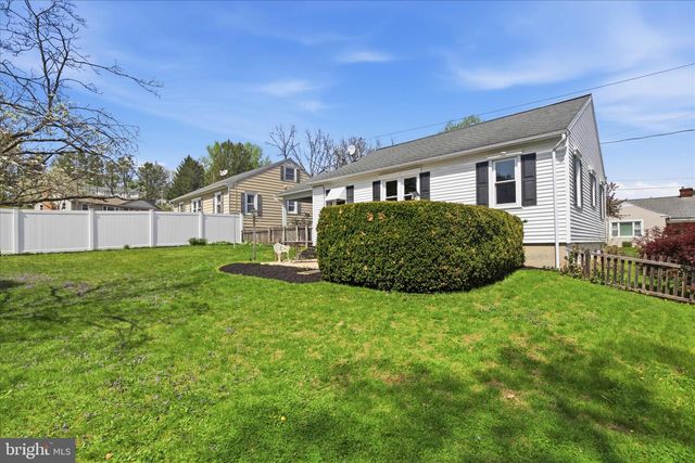 216 N PITT ST, Manheim, PA 17545