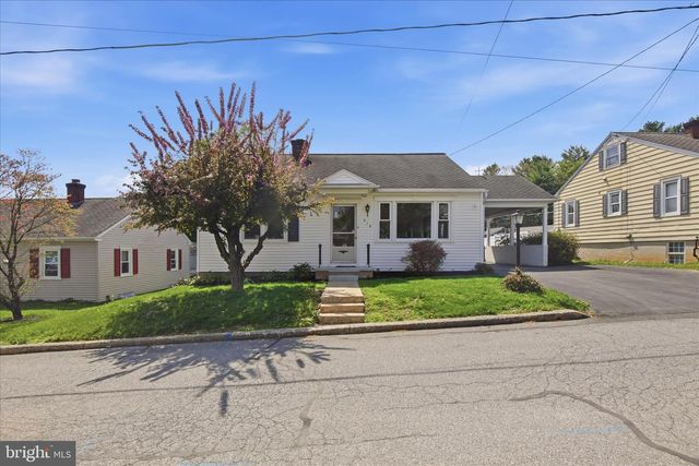 216 N PITT ST, Manheim, PA 17545
