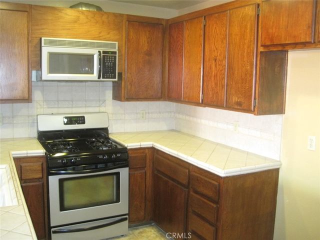 2441 Sylvian, La Verne, CA 91750