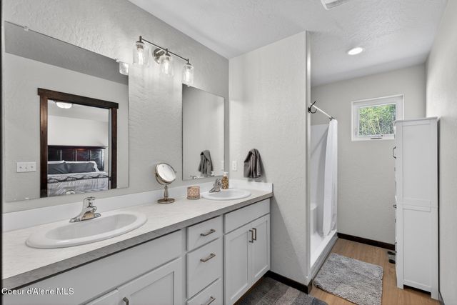 30974 N Alice CT, Athol, ID 83801