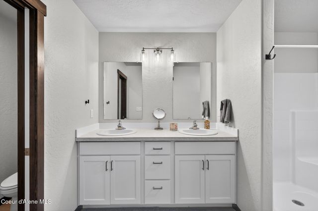 30974 N Alice CT, Athol, ID 83801