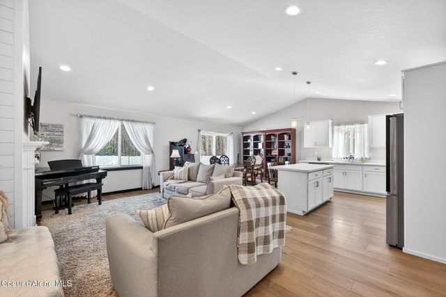 30974 N Alice CT, Athol, ID 83801