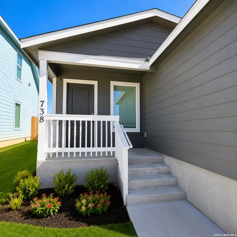 738 Thea Meadows, Marion, TX 78124