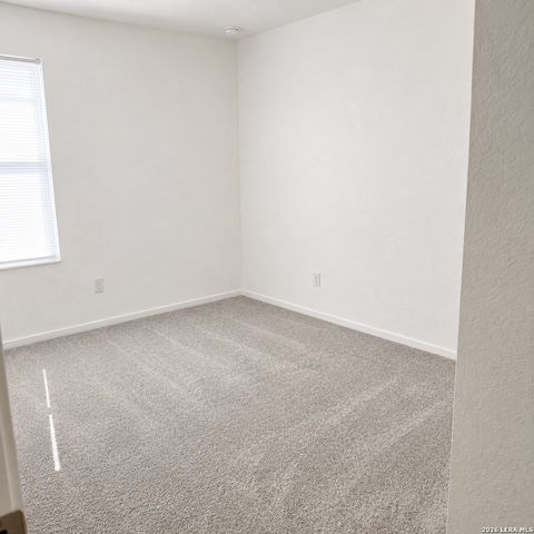 738 Thea Meadows, Marion, TX 78124