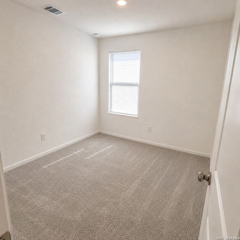 738 Thea Meadows, Marion, TX 78124