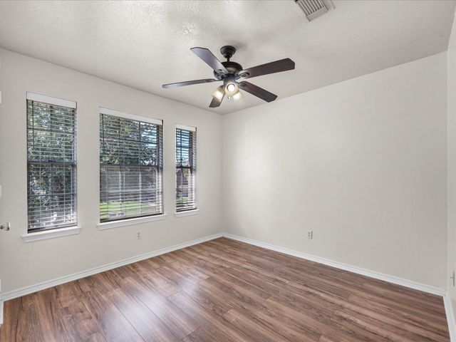 4019 Leighann Lane Drive, Houston, TX 77047