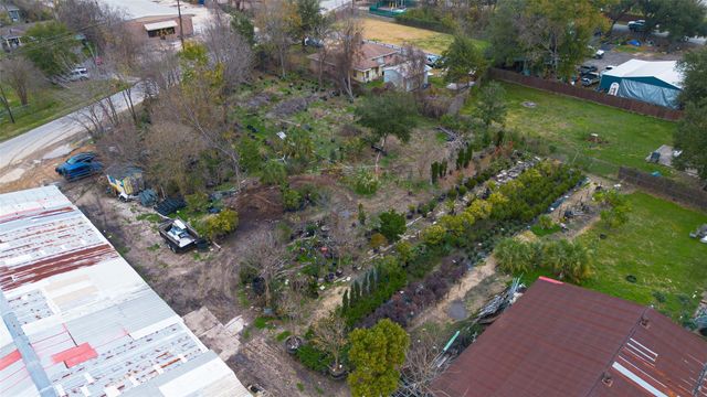 521 Blue Bell Road, Houston, TX 77037