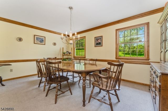 352 Bellis Rd, Holland Twp., NJ 08804