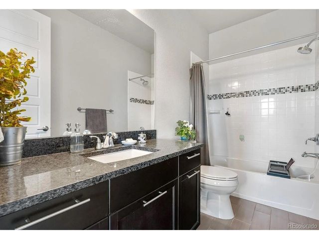 9154 E 37th Ave, Denver, CO 80238