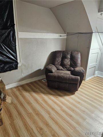 81 Kingston Place, Buffalo, NY 14210