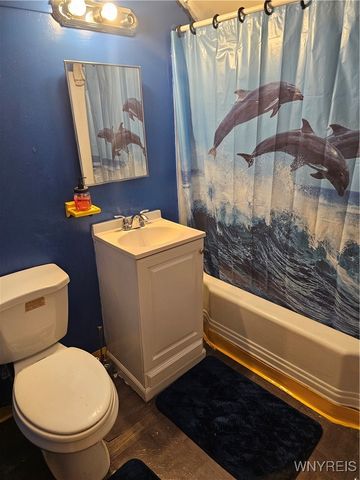 81 Kingston Place, Buffalo, NY 14210