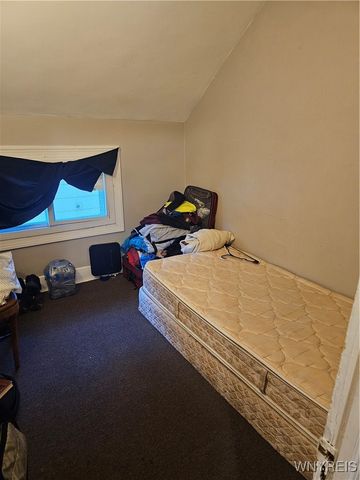 81 Kingston Place, Buffalo, NY 14210