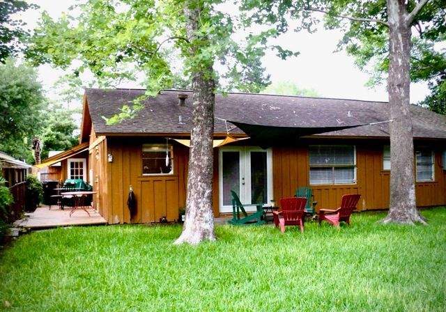 6417 Edgemoor Drive, Houston, TX 77074