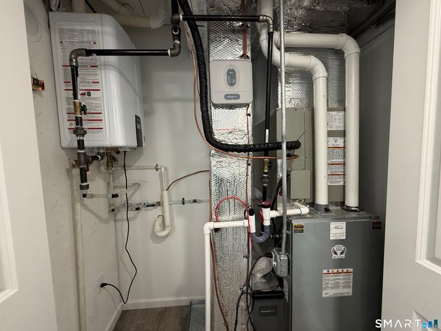 96 Collis Street, West Haven, CT 06516