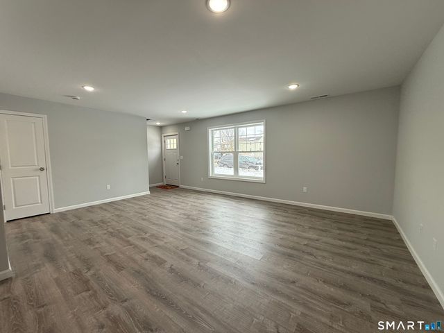 96 Collis Street, West Haven, CT 06516