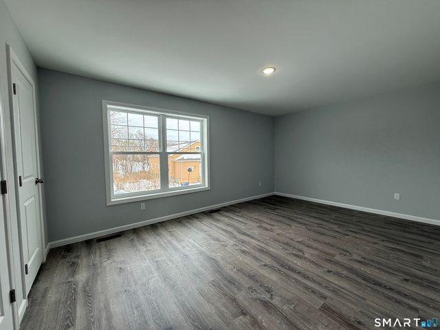 96 Collis Street, West Haven, CT 06516