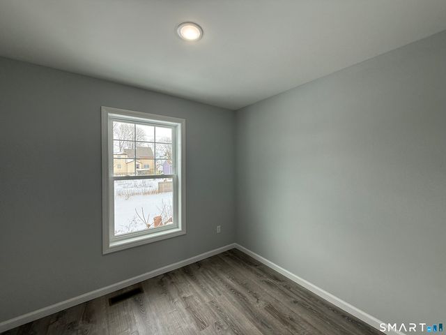 96 Collis Street, West Haven, CT 06516