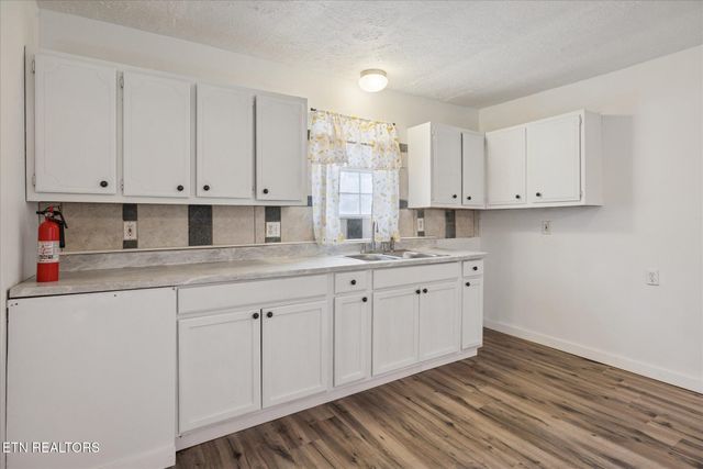 2535 Chapman Hwy, Sevierville, TN 37876