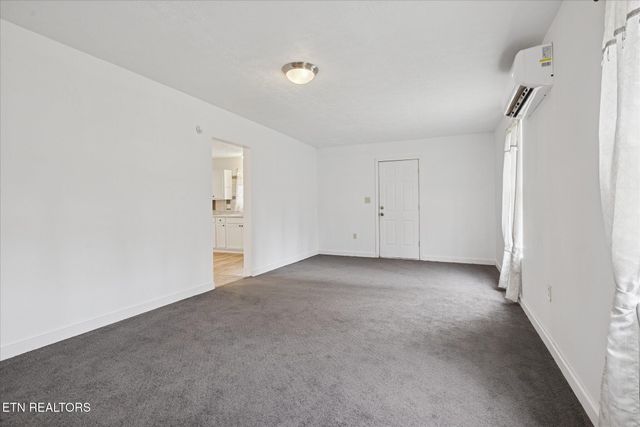 2535 Chapman Hwy, Sevierville, TN 37876