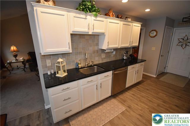 1258 Briarwood Lane, Easton, PA 18040