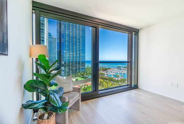 333 Ward Avenue 1502, Honolulu, HI 96814