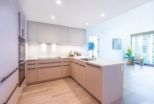 333 Ward Avenue 1502, Honolulu, HI 96814