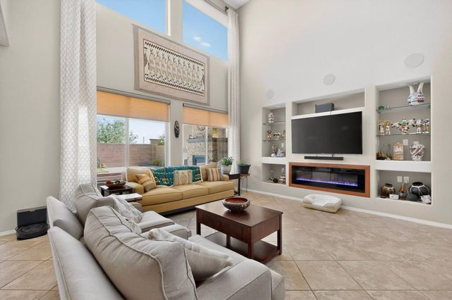 8712 Vista Cumbre Road NW, Albuquerque, NM 87120
