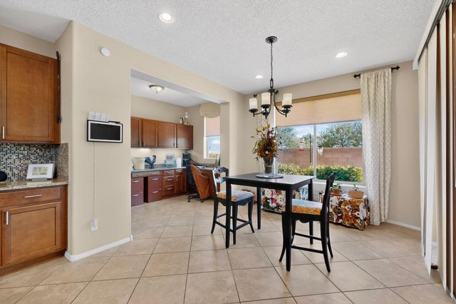 8712 Vista Cumbre Road NW, Albuquerque, NM 87120