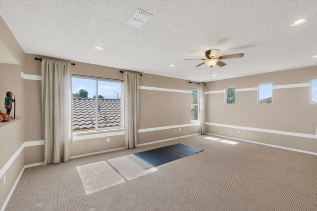 8712 Vista Cumbre Road NW, Albuquerque, NM 87120