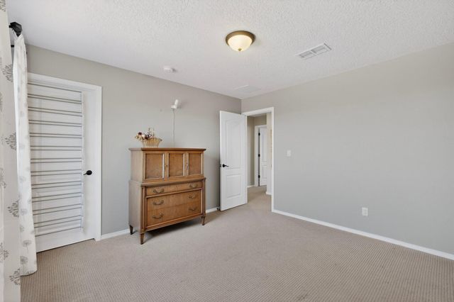 8712 Vista Cumbre Road NW, Albuquerque, NM 87120