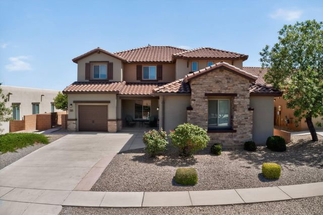 8712 Vista Cumbre Road NW, Albuquerque, NM 87120