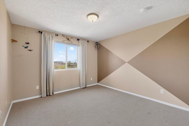 8712 Vista Cumbre Road NW, Albuquerque, NM 87120