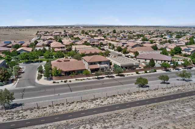 8712 Vista Cumbre Road NW, Albuquerque, NM 87120