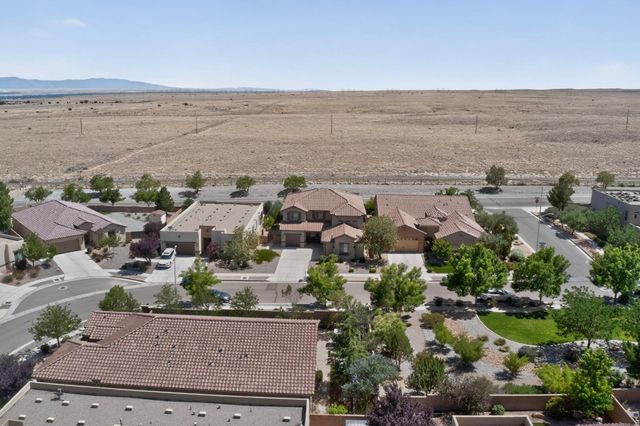 8712 Vista Cumbre Road NW, Albuquerque, NM 87120
