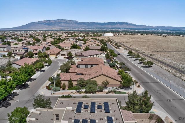 8712 Vista Cumbre Road NW, Albuquerque, NM 87120