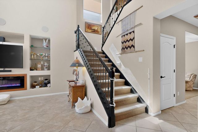 8712 Vista Cumbre Road NW, Albuquerque, NM 87120