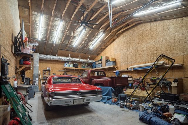16456 Easterling Road, Pea Ridge, AR 72751