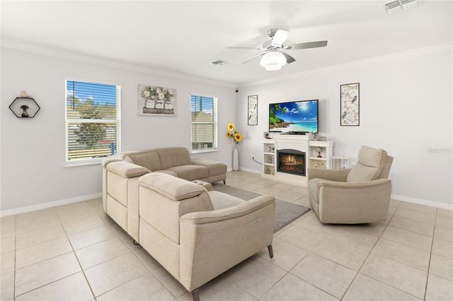 905 BOCAVISTA COURT, Davenport, FL 33896